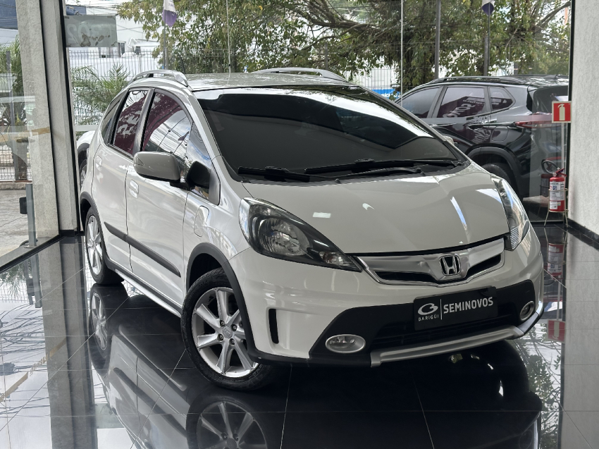 honda fit 1.5 twist 16v flex 4p automatico 2013