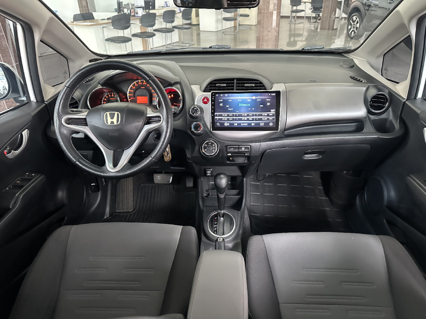 honda fit 1.5 twist 16v flex 4p automatico 201311
