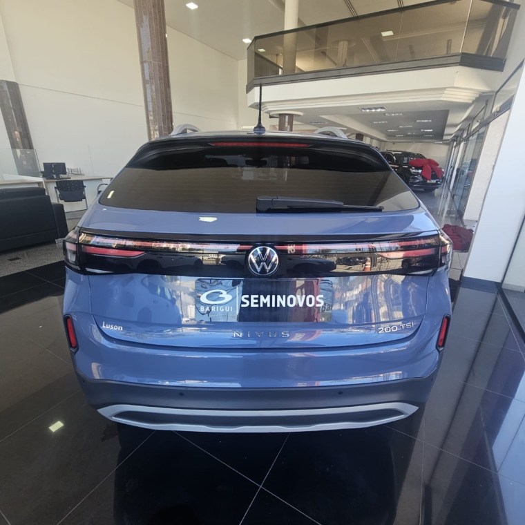 volkswagen nivus 1.0 200 tsi total flex highline automatico 4p 20255