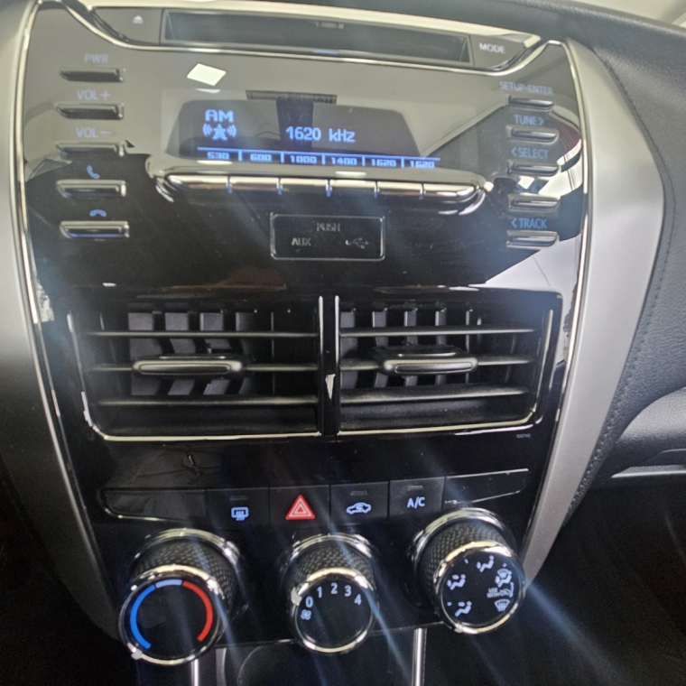 toyota yaris 1.3 16v flex xl multidrive 4p automatico 201910