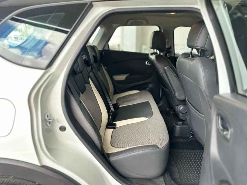 renault captur 1.6 16v sce flex intense x-tronic 4p automatico 201916