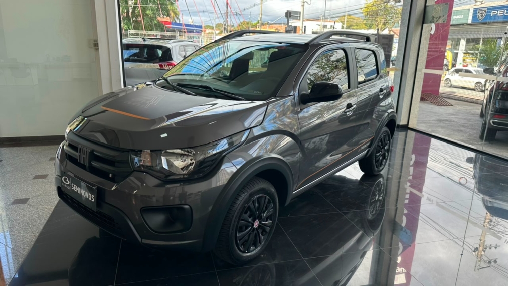 fiat mobi 1.0 evo flex trekking manual 4p 20232