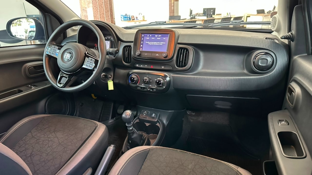 fiat mobi 1.0 evo flex trekking manual 4p 202313