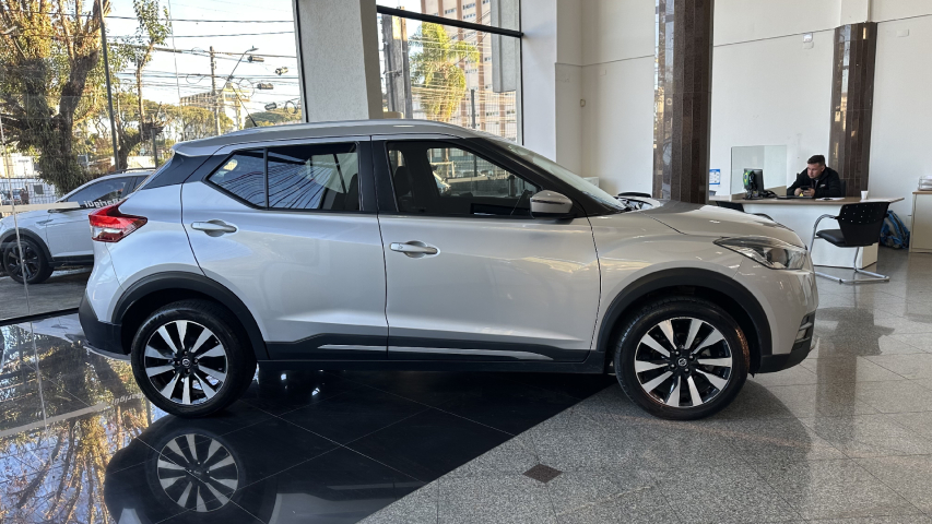 nissan kicks 1.6 16v flexstart sv 4p xtronic flex automatico 20217