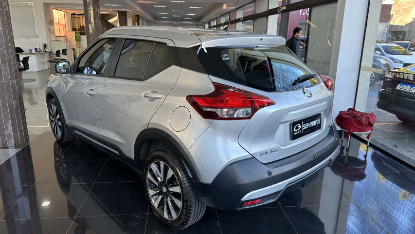 nissan kicks 1.6 16v flexstart sv 4p xtronic flex automatico 20214