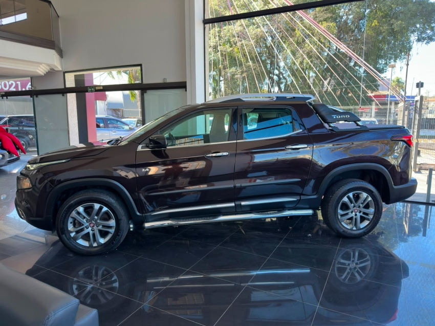 fiat toro 2.4 16v multiair flex volcano at9 4p automatico 20203