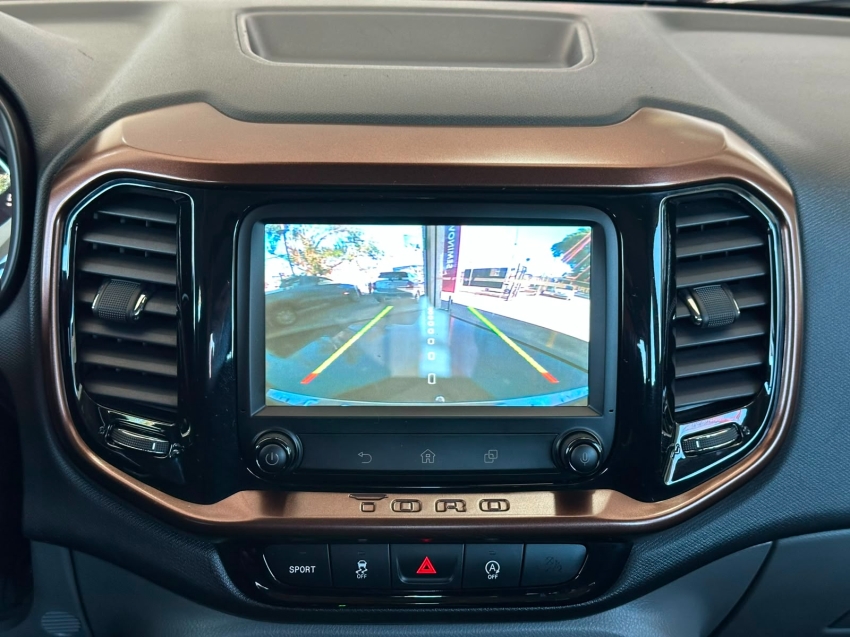 fiat toro 2.4 16v multiair flex volcano at9 4p automatico 202010