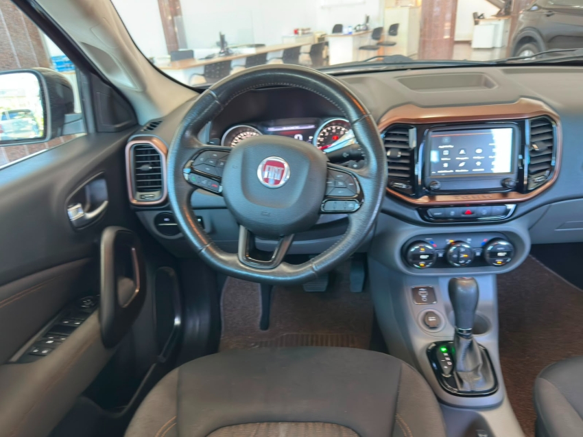 fiat toro 2.4 16v multiair flex volcano at9 4p automatico 202013