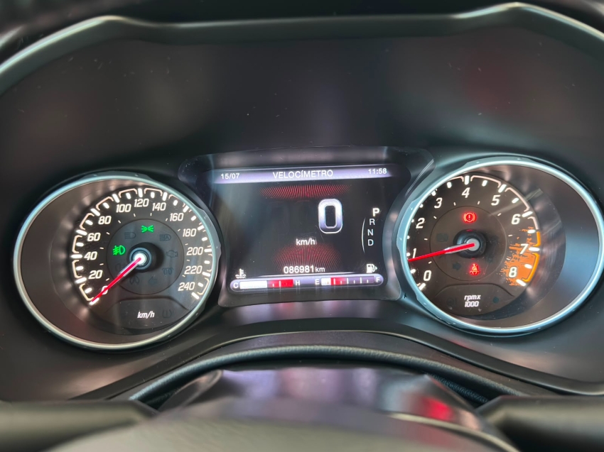 fiat toro 2.4 16v multiair flex volcano at9 4p automatico 20208
