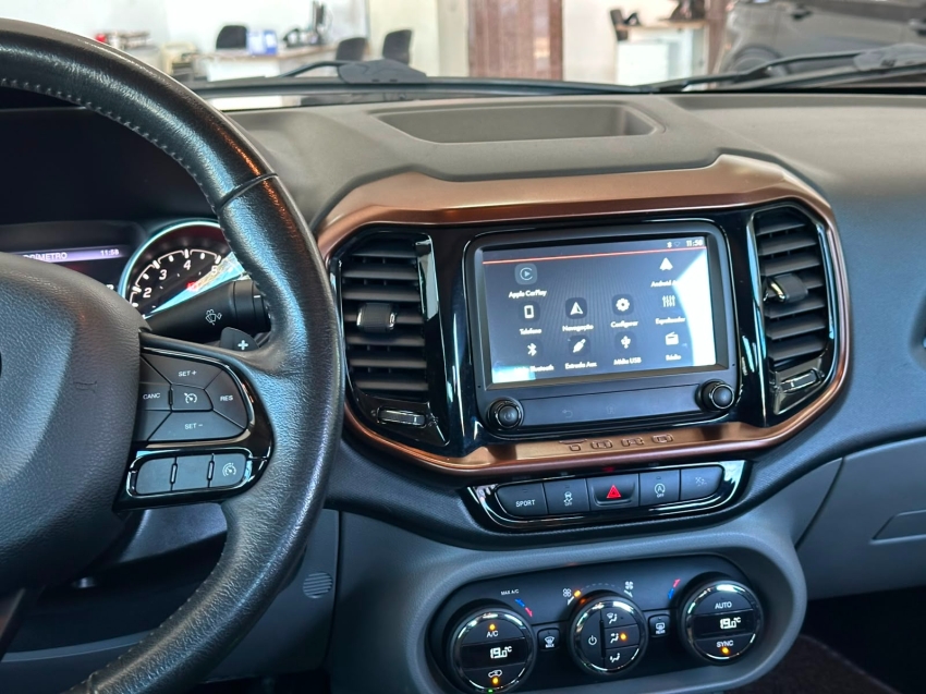 fiat toro 2.4 16v multiair flex volcano at9 4p automatico 20209