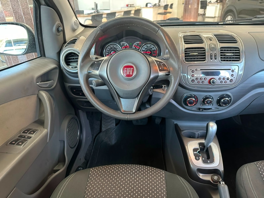 fiat grand siena 1.6 mpi essence sublime 16v flex 4p automatizado semiautomatico 201610