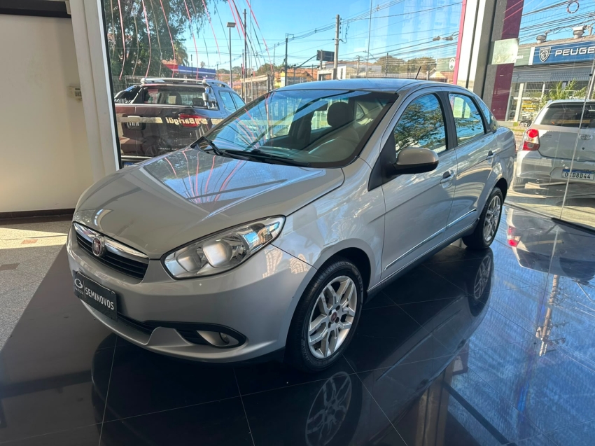 fiat grand siena 1.6 mpi essence sublime 16v flex 4p automatizado semiautomatico 20162