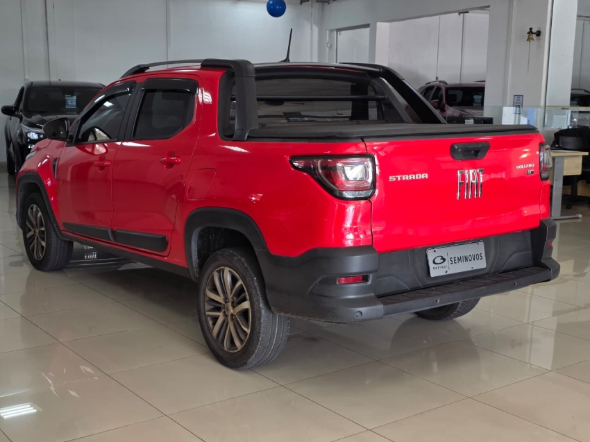 fiat strada 1.3 firefly flex volcano cd cvt 4p automatico 20231