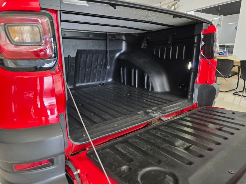 fiat strada 1.3 firefly flex volcano cd cvt 4p automatico 20233