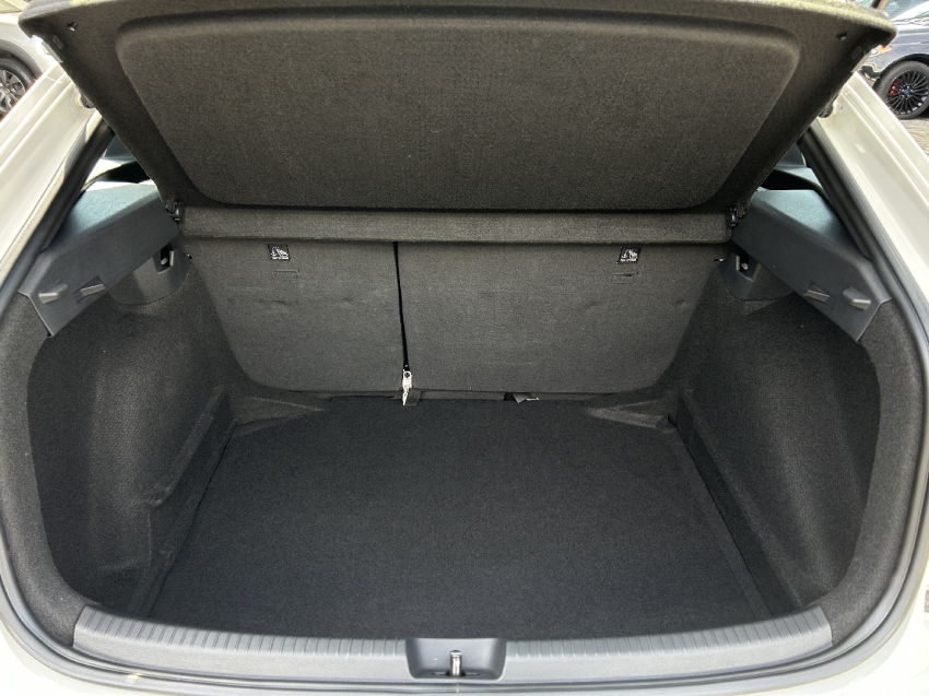 volkswagen nivus 1.0 200 tsi total flex highline automatico 4p semiautomatico 20258