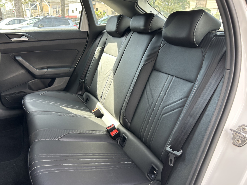 volkswagen nivus 1.0 200 tsi total flex highline automatico 4p semiautomatico 202517