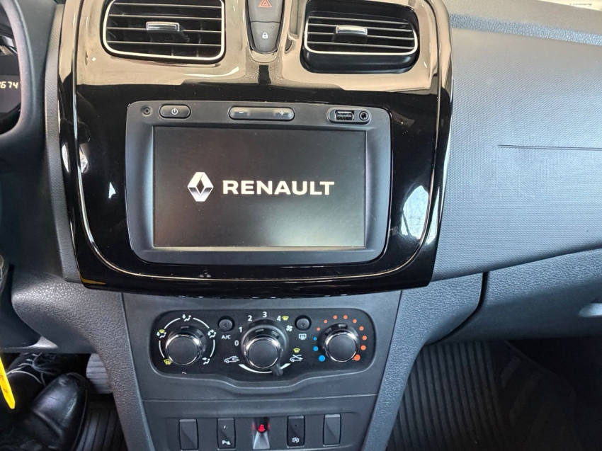 renault logan zen 1.0 12v sce flex manual10