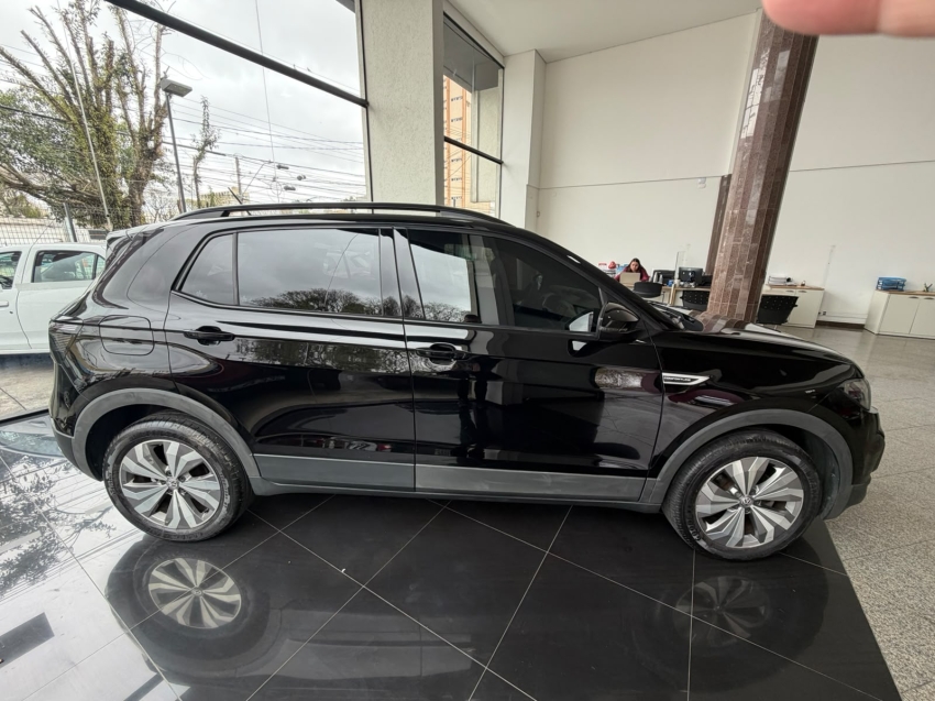 volkswagen t-cross 1.0 200 tsi total flex comfortline automatico 4p 20203