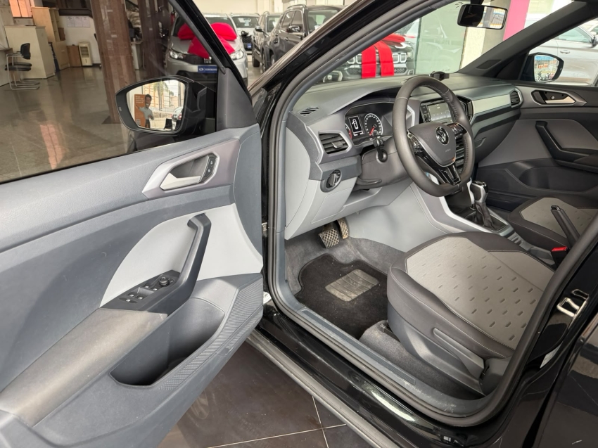 volkswagen t-cross 1.0 200 tsi total flex comfortline automatico 4p 202010