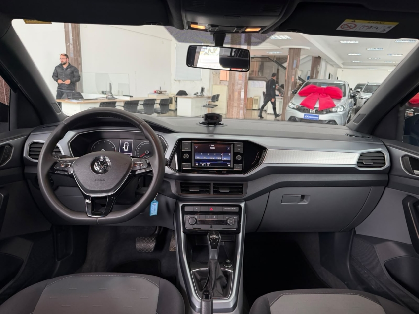 volkswagen t-cross 1.0 200 tsi total flex comfortline automatico 4p 202012