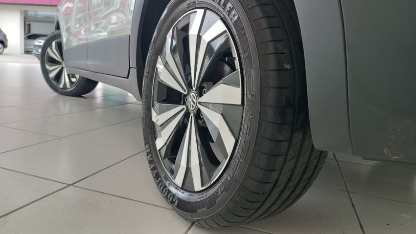 volkswagen t-cross 1.0 200 tsi total flex automatico 4p 202119