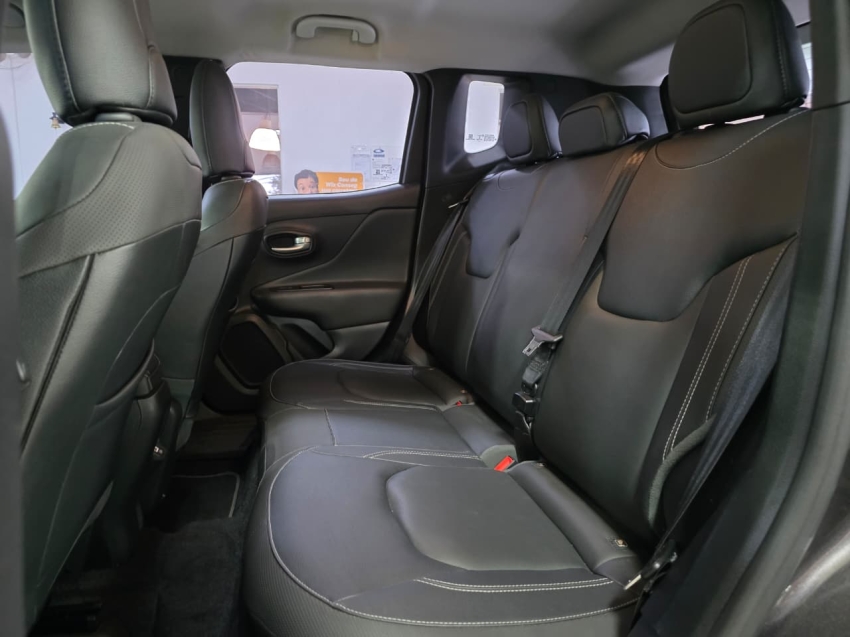 jeep renegade 1.3 t270 turbo flex longitude at6 4p automatico 202213