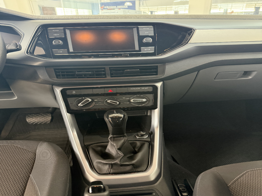 volkswagen t-cross 1.0 200 tsi total flex automatico 4p 2024
