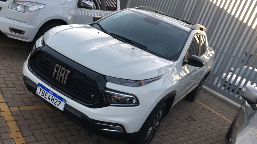 fiat toro 1.3 turbo 270 flex freedom at6 4p automatico 2025