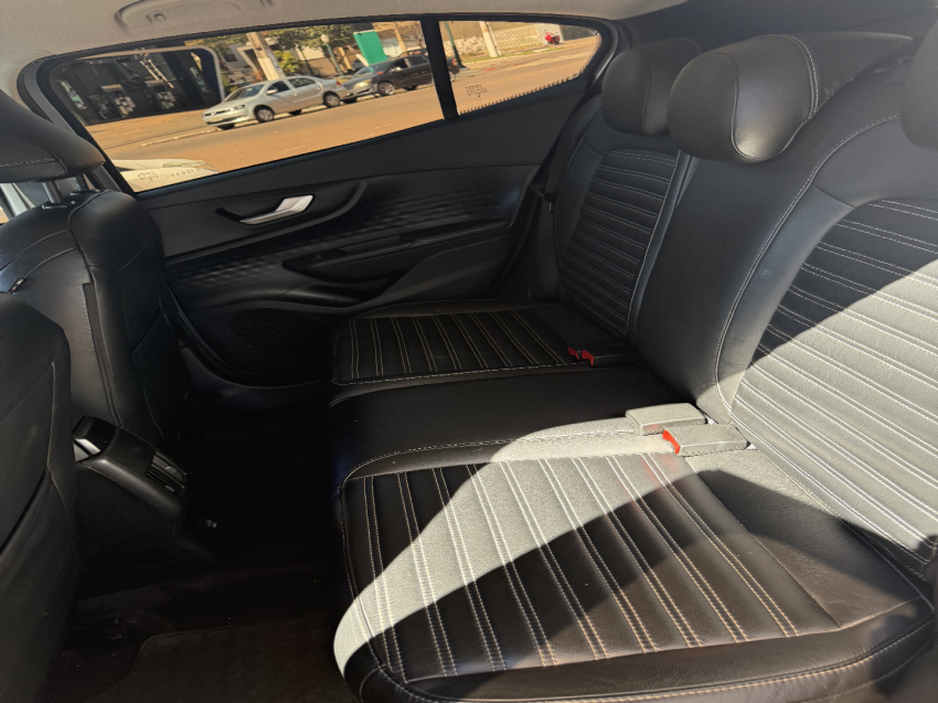fiat fastback 1.0 turbo 200 flex cvt 4p automatico 2023