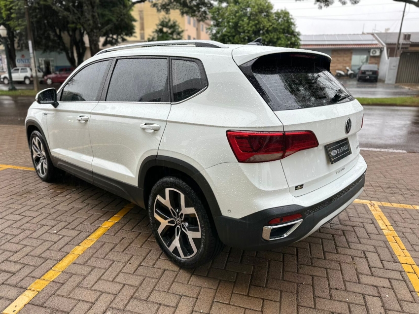 volkswagen taos 1.4 250 tsi total flex highline automatico 4p 20256