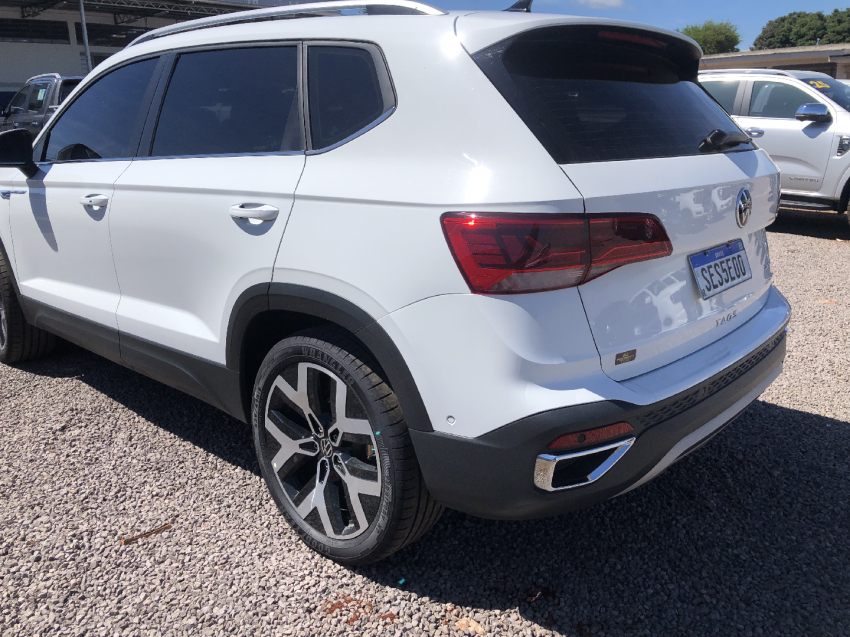 volkswagen taos 1.4 250 tsi total flex highline automatico 4p 20253