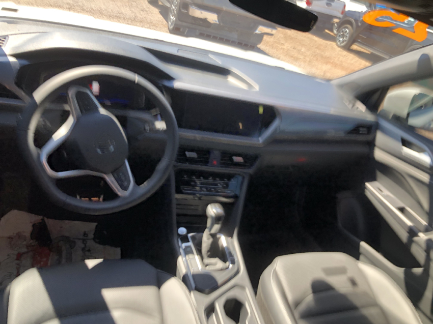 volkswagen taos 1.4 250 tsi total flex highline automatico 4p 20251