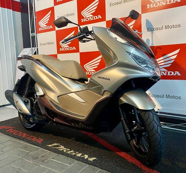 honda pcx 150 dlx gasolina automatico 2022