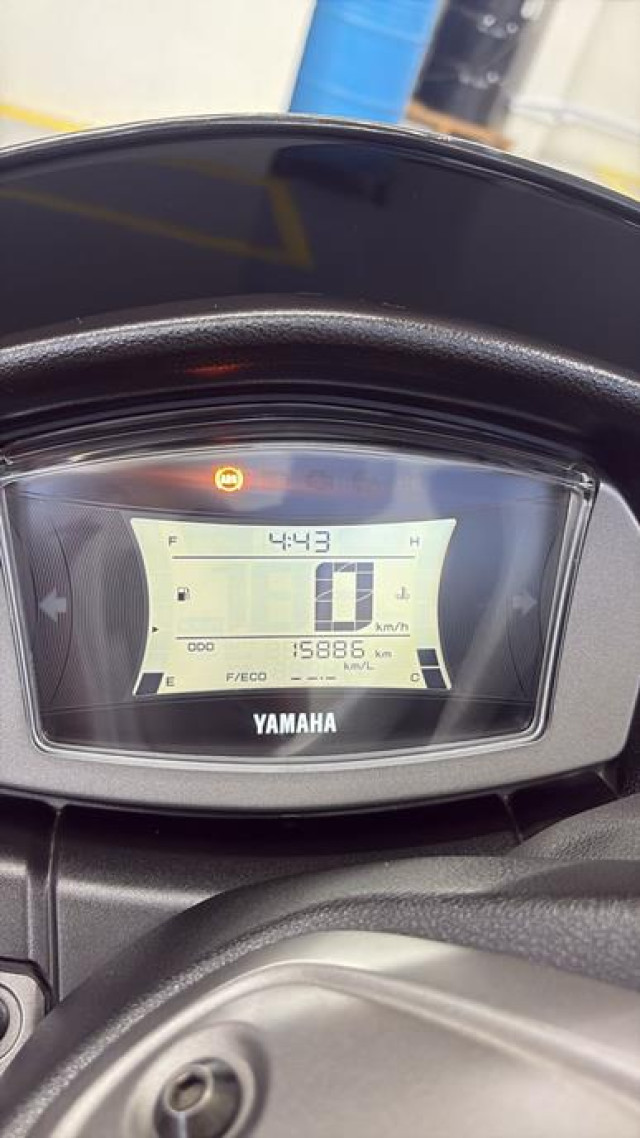 yamaha nmax 160 gasolina automatico 20223