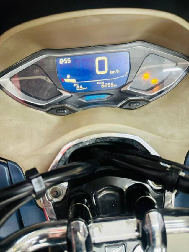 honda pcx 160 dlx gasolina automatico 20243