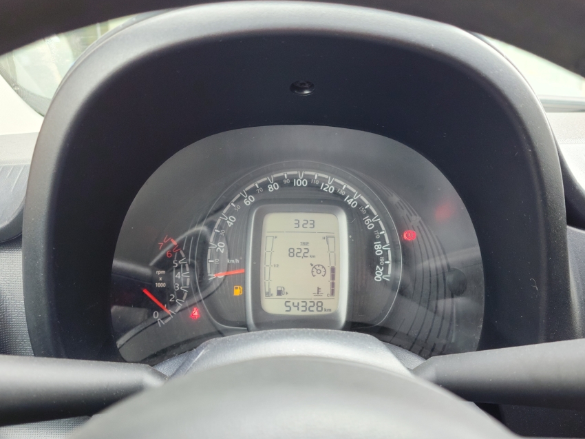 fiat mobi 1.0 evo flex like man 23/24 seminovo fiat mobi 1.0 evo flex like man 23/24 seminovo