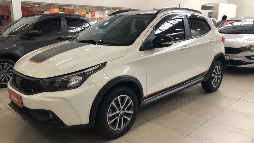 fiat argo 1.3 firefly flex trekking manual 3p 2025 fiat argo 1.3 firefly flex trekking manual 3p 2025