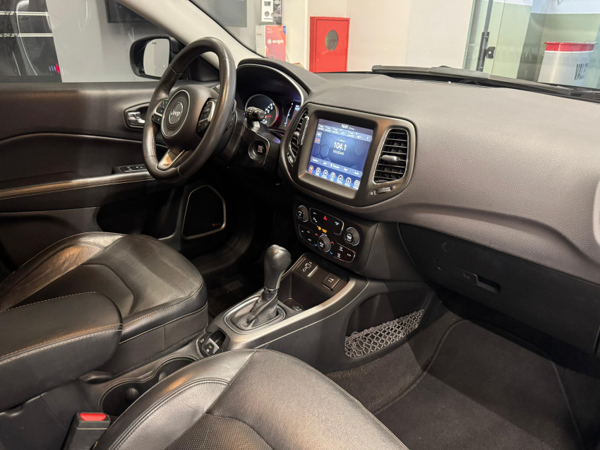 jeep compass automatico longitude flex 2.0 jeep compass automatico longitude flex 2.0
