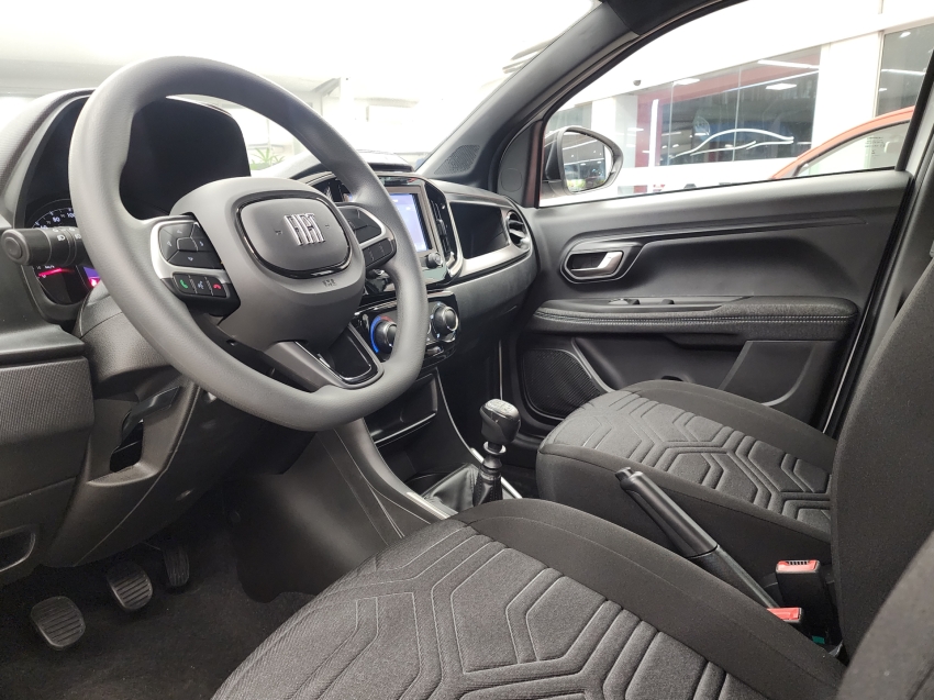 fiat strada 1.3 firefly flex volcano cd man 25/26 0km fiat strada 1.3 firefly flex volcano cd man 25/26 0km