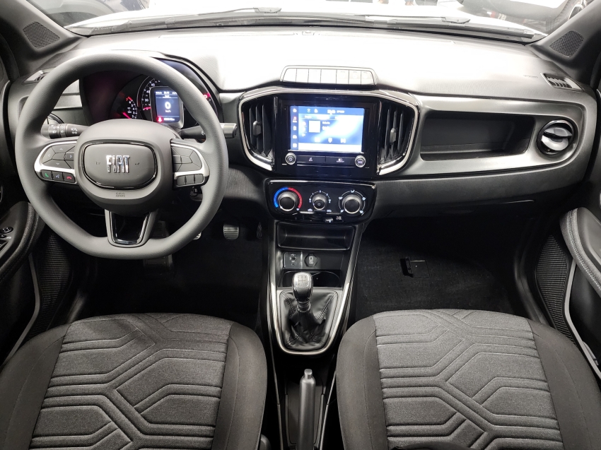 fiat strada 1.3 firefly flex volcano cd man 25/26 0km fiat strada 1.3 firefly flex volcano cd man 25/26 0km