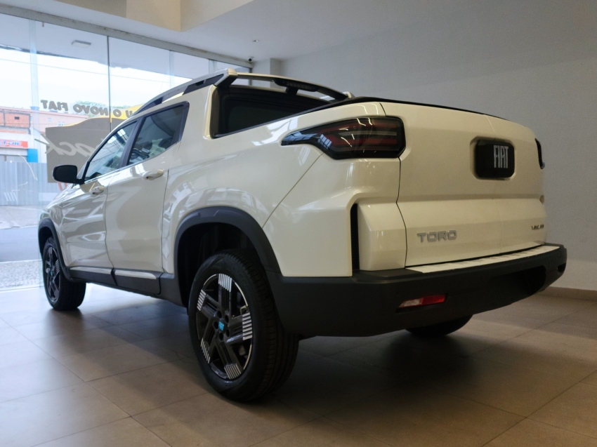 fiat toro 1.3 turbo 270 flex volcano at6 25/26 0km fiat toro 1.3 turbo 270 flex volcano at6 25/26 0km