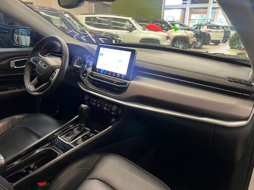 jeep compass 1.3 t270 turbo flex longitude at6 4p automatico 2023 jeep compass 1.3 t270 turbo flex longitude at6 4p automatico 2023