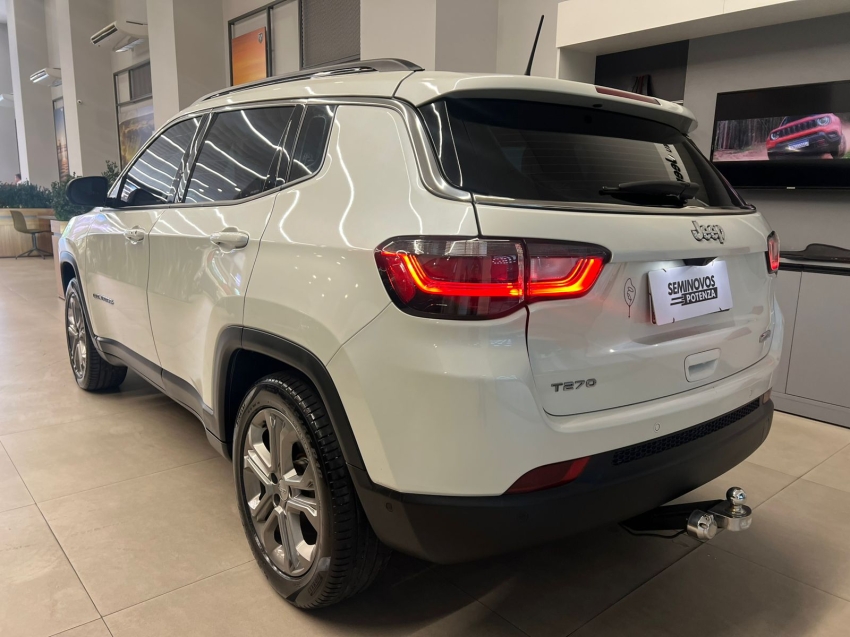 jeep compass 1.3 t270 turbo flex longitude at6 4p automatico 2023 jeep compass 1.3 t270 turbo flex longitude at6 4p automatico 2023
