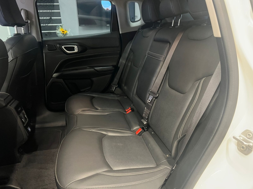 jeep compass 1.3 t270 turbo flex longitude at6 4p automatico 2023 jeep compass 1.3 t270 turbo flex longitude at6 4p automatico 2023