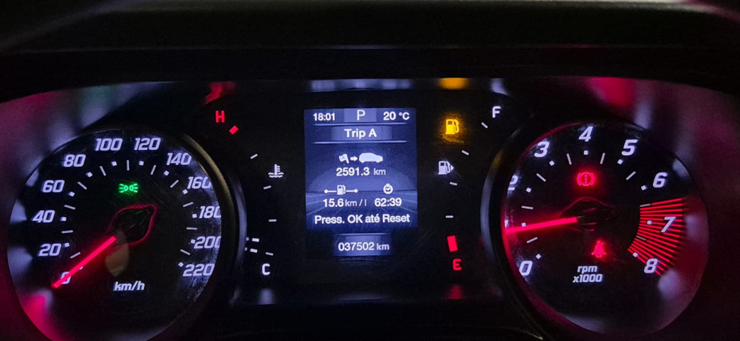 fiat argo 1.3 firefly flex trekking cvt 4p automatico 20244