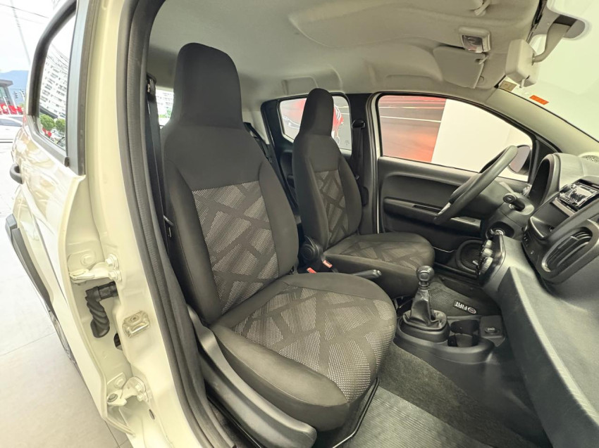fiat mobi 1.0 evo flex like. manual 4p 2023