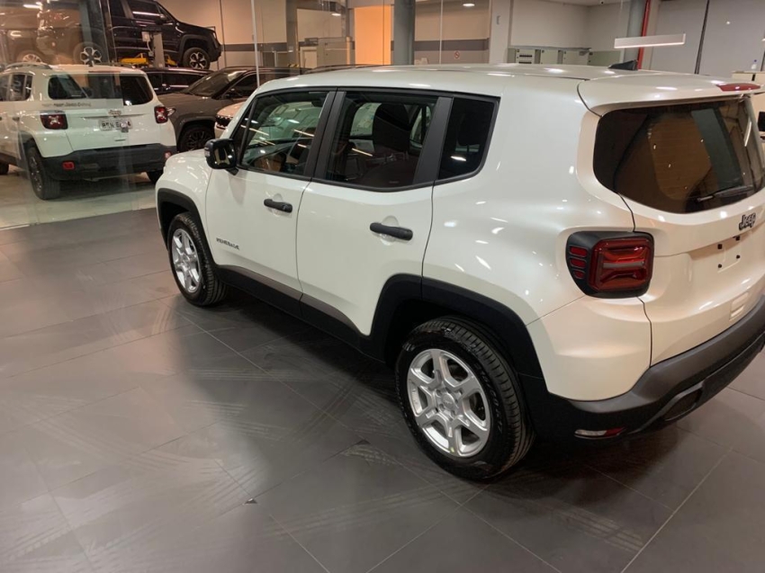 jeep renegade 1.3 t270 turbo flex sport at6 4p automatico 2024 jeep renegade 1.3 t270 turbo flex sport at6 4p automatico 2024