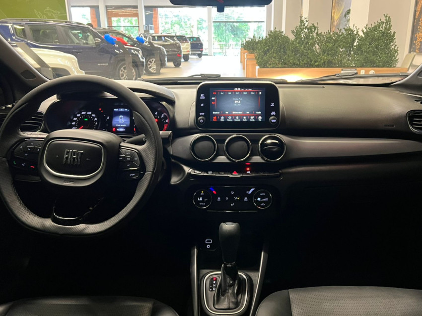 fiat argo 1.3 firefly flex trekking cvt 4p automatico 2025