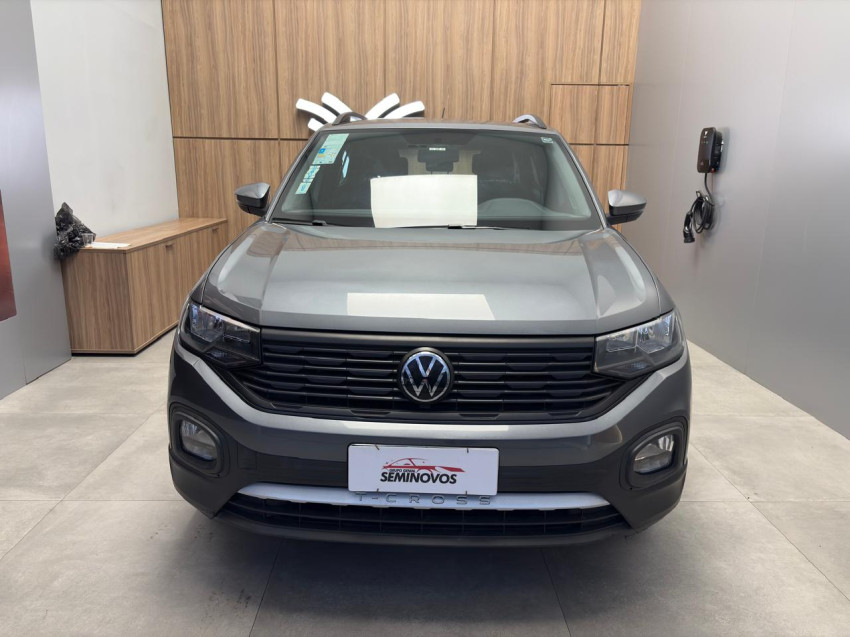 volkswagen t-cross 1.0 200 tsi total flex at 23/24 seminovo