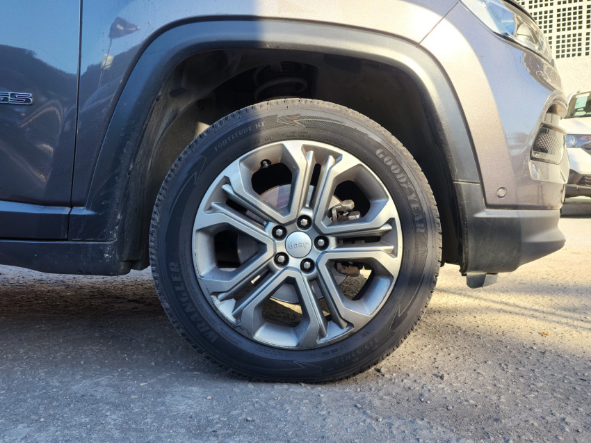 jeep compass 1.3 t270 turbo flex longitude at6 22/23 seminovo